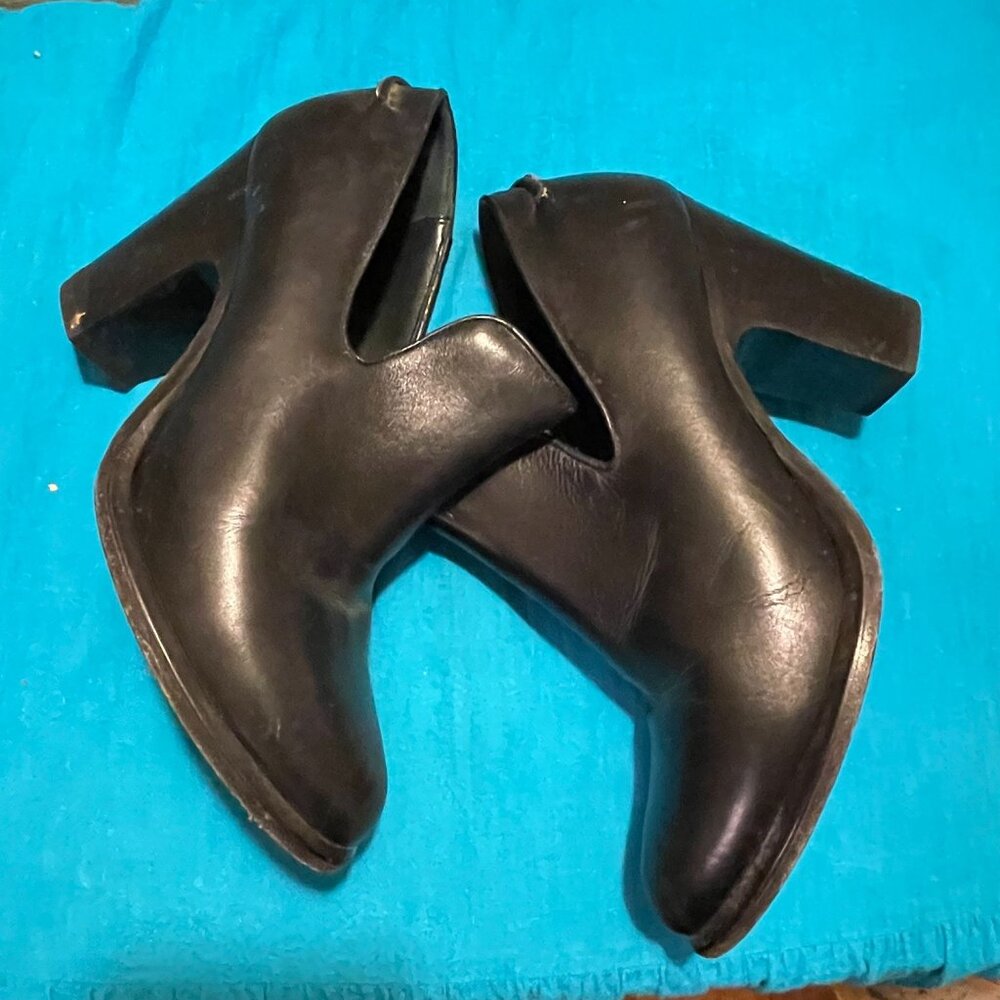 Rag & Bone Grove Black Leather Ankle Booties with Leather Sole Womens Size 38